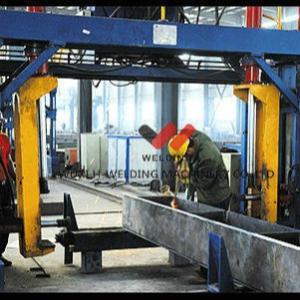 T / H Beam Production Line Transportation 60 Degree Hydraulic Overturning Rack