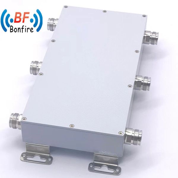 Indoor/Outdoor IP65 Wide Band 698-3800MHz 3 in 3 out RF Hybrid Coupler Combiner