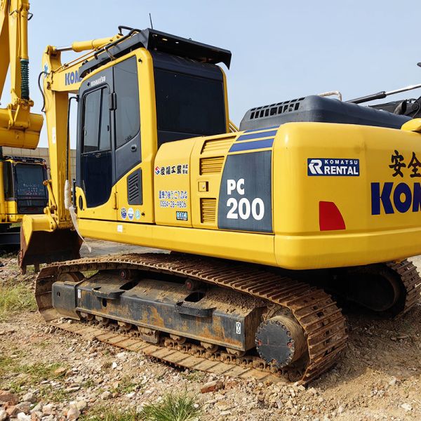Used Hydraulic Excavator Komatsu PC200-8 Heavy Duty Machinery 20 Ton
