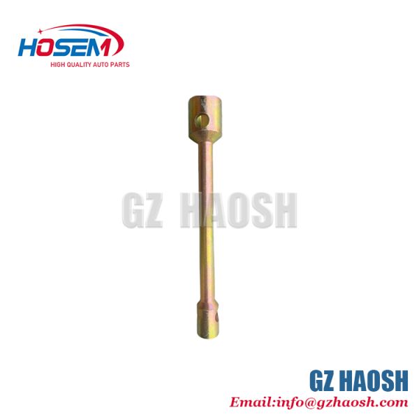 Auto Parts TYRE SLEEVE or WHEEL NUT SOCKET 5-81113955 581113955 For Isuzu NKR57 Truck