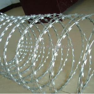 Galvanized Metal Barbed Wire Farm Fence with Iron Wire and Barb Length of 1.5