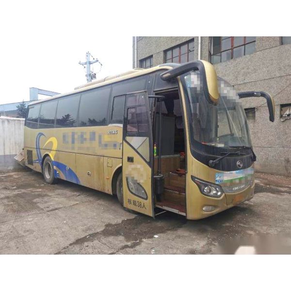 Buy 38 Seats Yuchai Rear Engine Six Cylinders 270hp Euro V Airbag Chassis Left Steering Kinglong XMQ6901 Used Tour Bus at wholesale prices