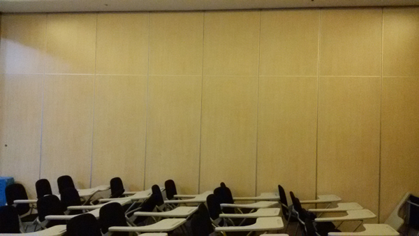 Training Room Sliding Partition Walls 65mm Panel For Work Shops