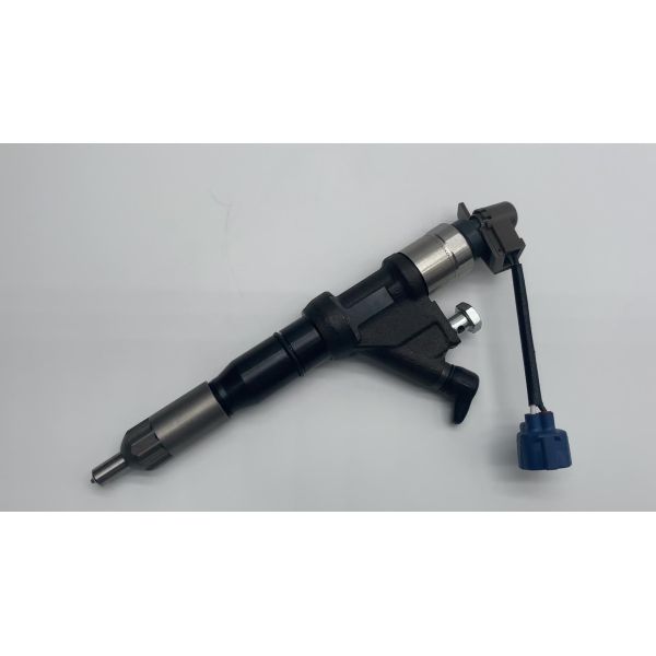 New Common rail fuel injector 095000-5970 095000-5972 23910-1380 23670-E0360 For