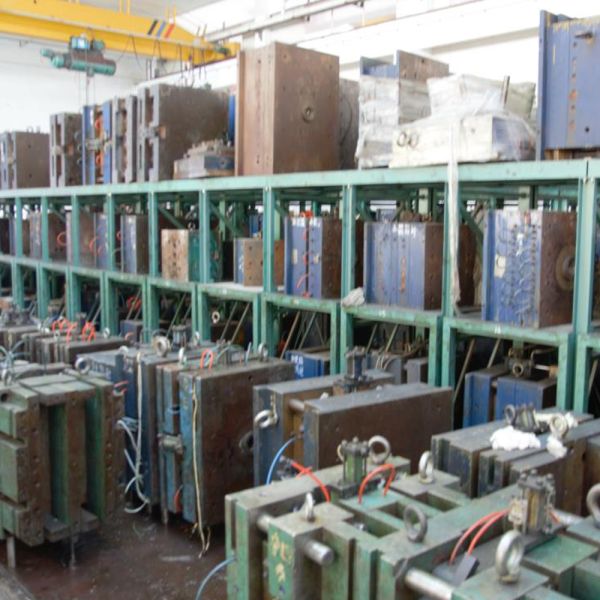 Plastic Injection Molding Mould for Steel Electronics Parts Production Line Injection Mould