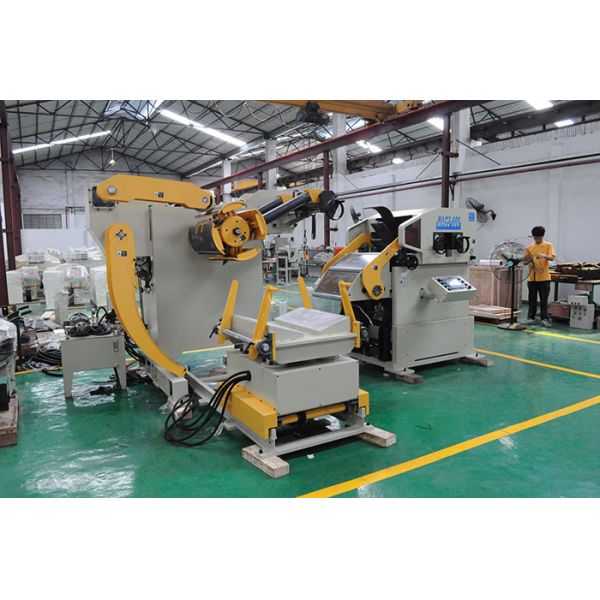 Unwinding High Speed Feeder Sheet Leveling Machine Stamping Stainless Steel Belt
