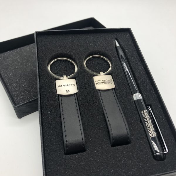 Random Combination Promotional Business Gifts Pen Leather Metal Keychain Card Holder Set