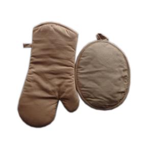 Quality Oven Mitt and Oval Potholder Set, Beige for sale