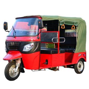 China Tuk Tuk Taxi Bajaji Gasoline 80km/H Cabin Tricycle on sale