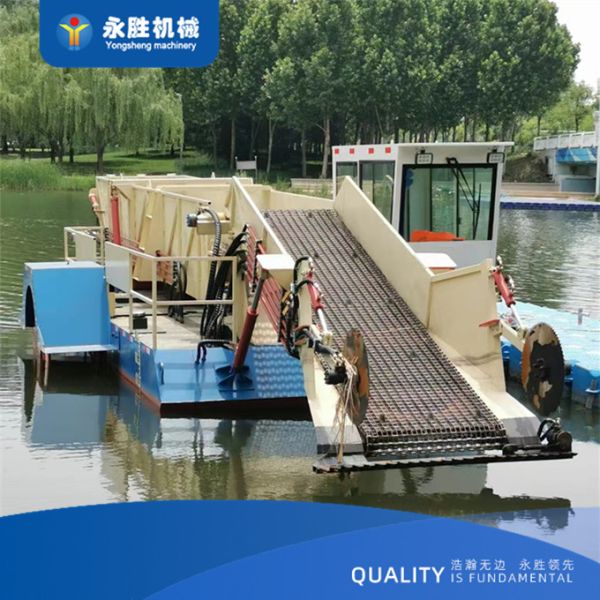 YSAPH10 88kw Aquatic Weed Cutter Boat 10m3 With 2 Section Rod Design For Water Grass Cutting