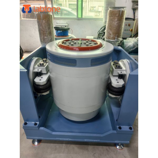 60KN Laboratory Vibration Test Equipment For New Energy Vehicle Parts with