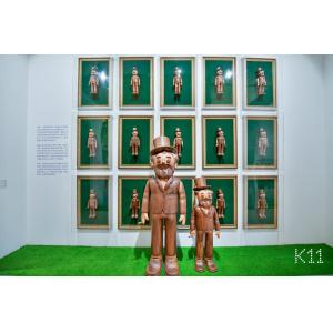 OEM Design Carving Wooden Art Sculpture Artists Collectible Crack Resistant