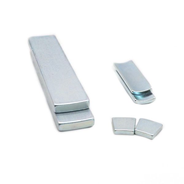 Buy Customization NdFeB Neodymium Arc Magnets With Zinc Coating Multipurpose at wholesale prices