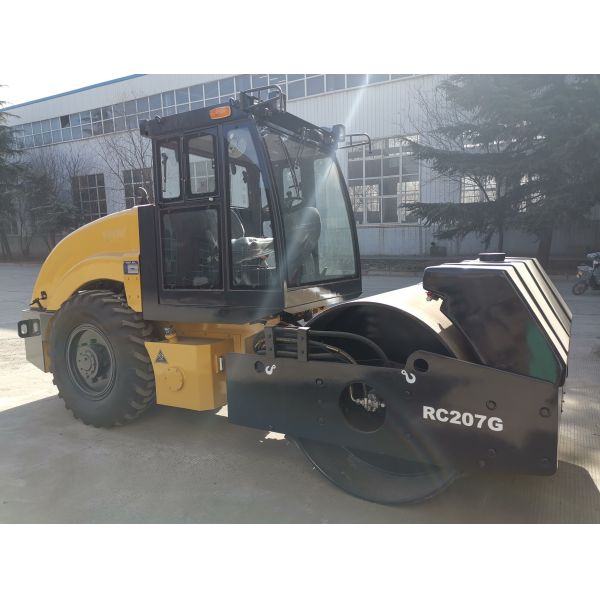 Buy Double Amplitude Small Vibratory Roller Hydraulic Vibration Small Road Roller at wholesale prices