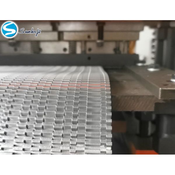 Custom Fin Press Underslung Drive and High Precision Forming for Heat Exchangers