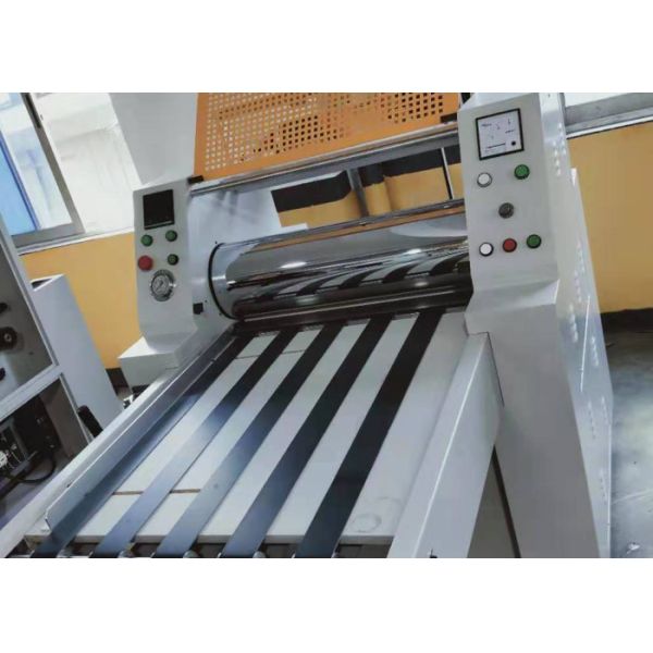 Easy Operation Paper Roll Lamination Machine With Elactrical Heating System