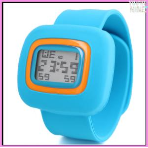China custom design cheap promotional item silicone slap watch on sale