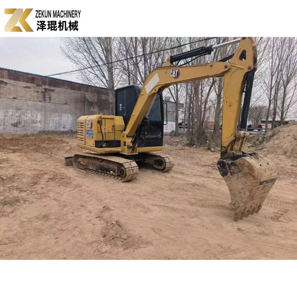 CAT 305.5E2 Crawler Excavator Used 5.5 Ton with Hydraulic Thumb from Caterpillar