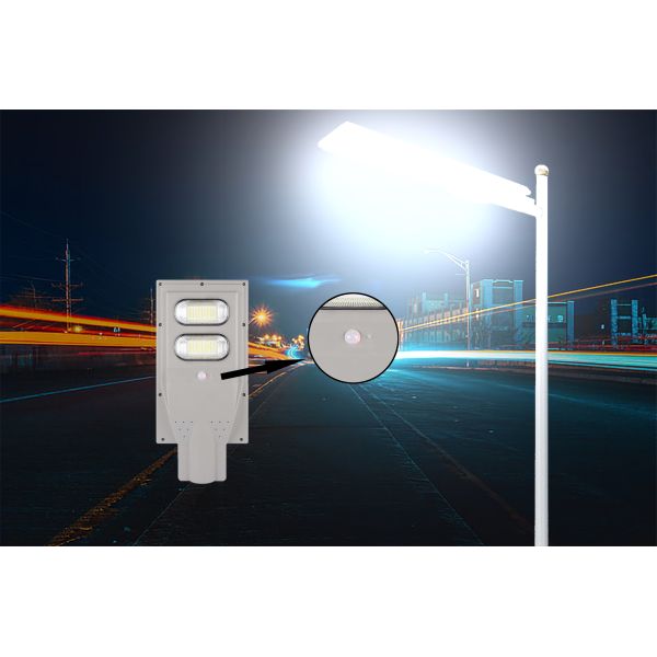 RoHs CB Monocrystalline Solar Panel Pole Light , 600lm Led Solar Street Light 90w