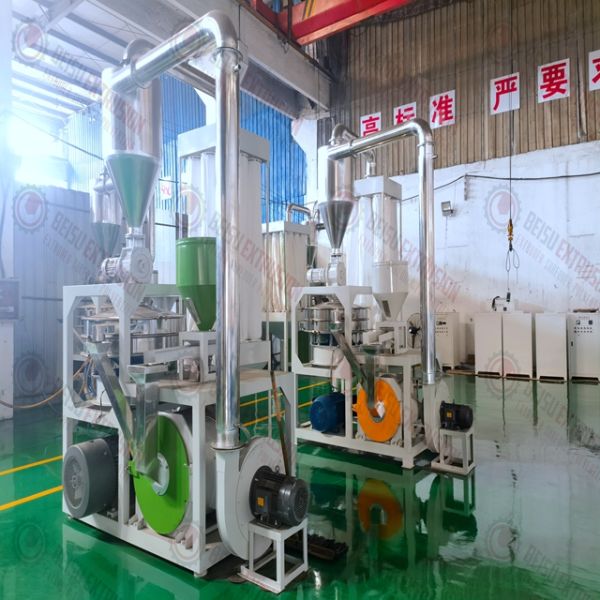 SMW-800 Waste Plastic Recycle Pulverizer Powder Machine Factory Price
