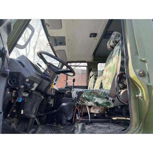 160hp Used Tractor Truck 6*6 Chassis Used Truck Left Hand Drive