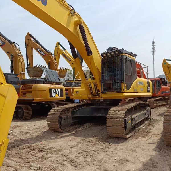 Shanghai Digger Machine Komatsu PC400-8 40 ton Excavator with Original Hydraulic Valve