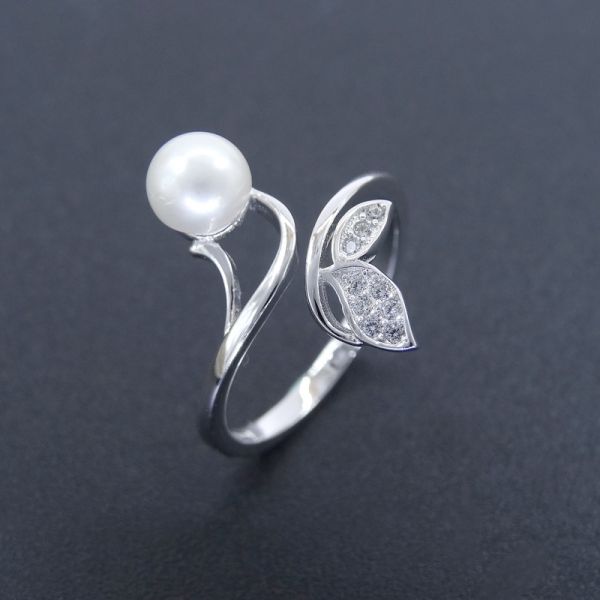 Buy Lady Charm Silver Pearl Ring Real 925 Simulation Flower Design at wholesale prices