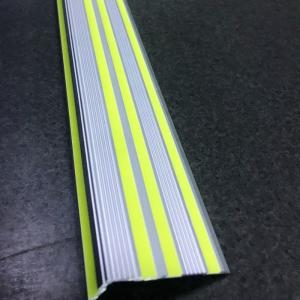 2.8mm Photoluminescent Anti Slip Stair Nosing Carton Packaging