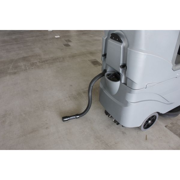 Max Ride On Floor Scrubber Round Steering Wheel Handle