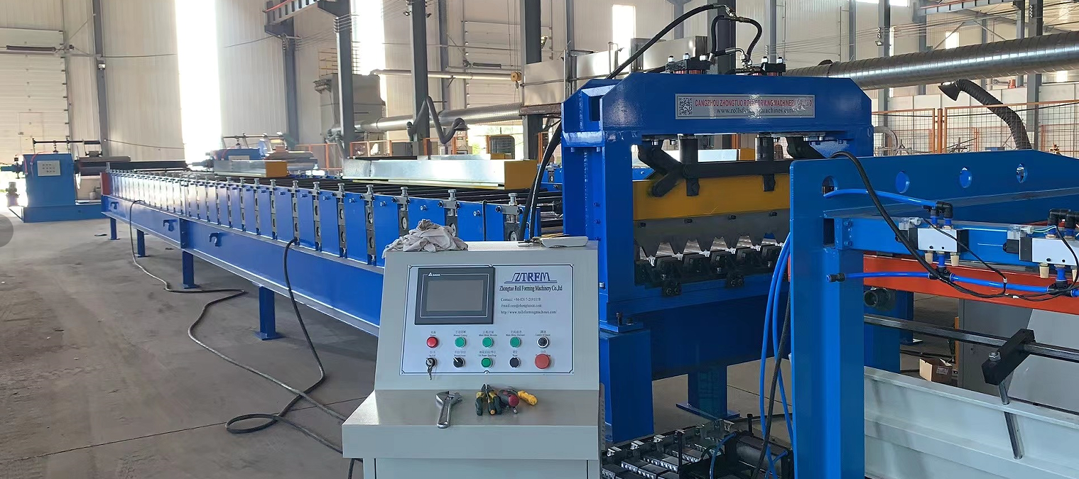 Metal decking rolling forming machine