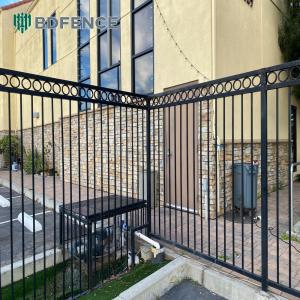 Front Yard Tubular Steel Fence Curb Enhancer