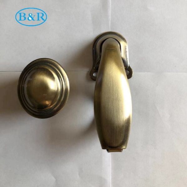 Gold Finish Metal Coffin Fittings / Bronze Coffin Handle D027 50*30*45MM