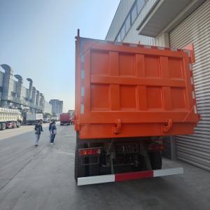 SINOTRUK ORANGE HOWO 371HP 6x4 TIPPER DUMP TRUCK 30T Loading