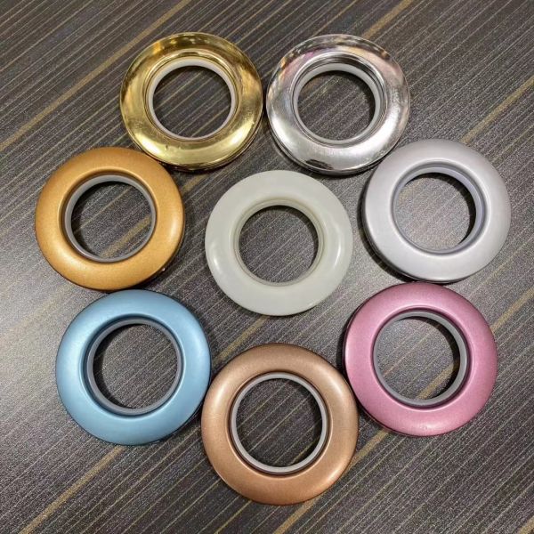China Curtain accessory Manufacture Plastic Rod Curtain Eyelets