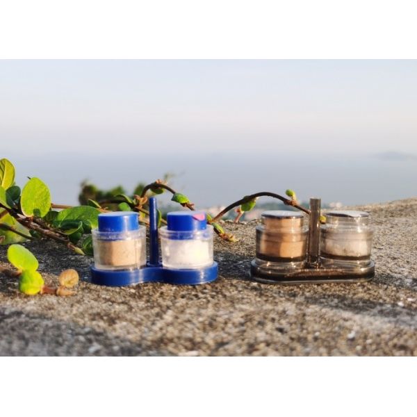 Buy Airline-oriented Disposable Plastic Shakers For Salt And Black Pepper Seasonings 1.0g Capacity at wholesale prices