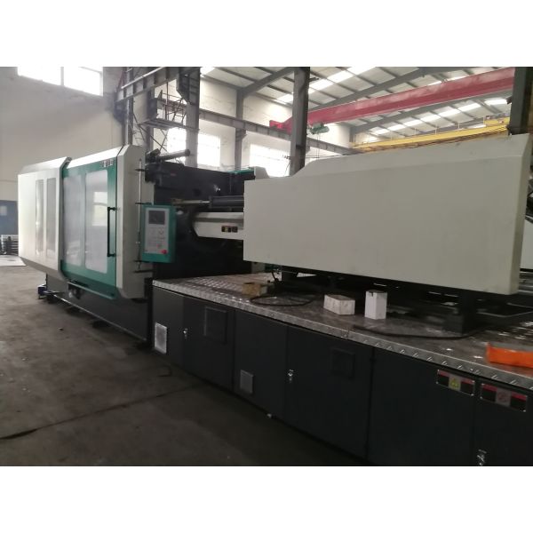 High Pressure 2000 Tons Auto Injection Molding Machine , horizontal Standard ,
